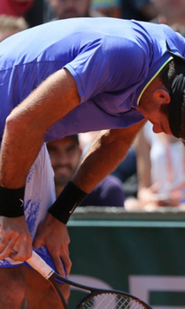 Del Potro consoles injured foe, doing 'what my heart feels'